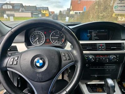 Gebraucht BMW 318 143 PS (105 kW) 2011 Andere farben Kombi