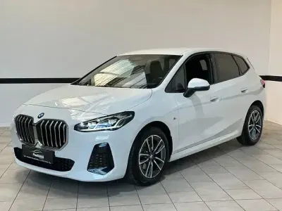 Gebraucht BMW 218 Active Tourer M Sport 136 PS (100 kW) 2024 Weiß Van / Kleinbus