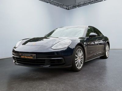Porsche Panamera 4