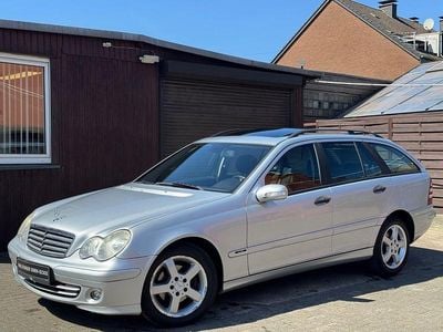 Usata Mercedes C220 150 CV (110 kW) 2005 Argento Berlina