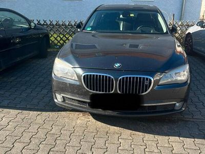 BMW 730