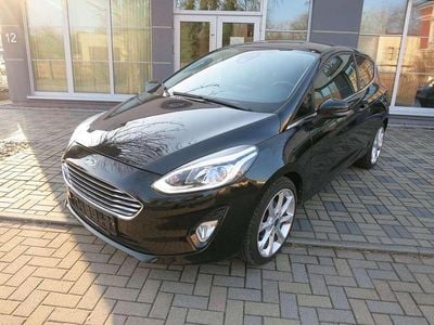 Gebraucht Ford Fiesta Titanium 125 PS (91 kW) 2018 Schwarz Kleinwagen
