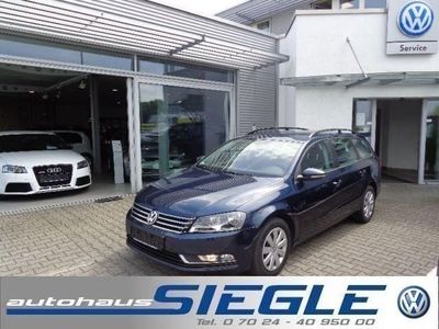 Gebraucht VW Passat 140 PS (102 kW) 2013 Blau Kombi