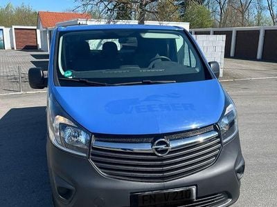 Gebraucht Opel Vivaro 125 PS (91 kW) 2017 Blau Van / Kleinbus