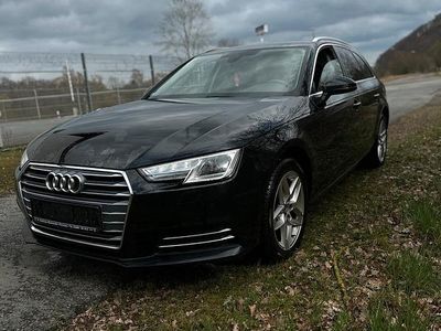 Gebraucht Audi A4 150 PS (110 kW) 2018 Schwarz Kombi