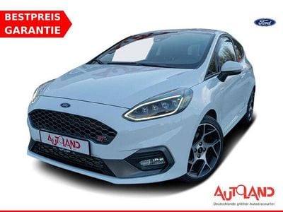 Weiß Gebraucht 2020 Ford Fiesta Ambiente Limousine | 19.490 € (Fairer Preis)