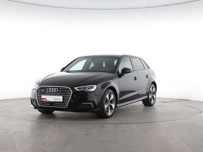 Gebraucht Audi A3 Sportback e-tron Sport 204 PS (150 kW) 2017 Brillantschwarz Kleinwagen