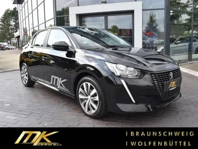 Gebraucht Peugeot 208 Active 75 PS (55 kW) 2020 Schwarz Kleinwagen