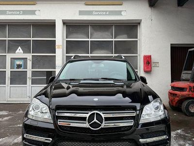 Schwarz Gebraucht 2011 Mercedes GL350 SUV | 22.190 € (Teuer)