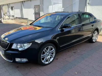 Gebraucht Skoda Superb LAURIN & KLEMENT 170 PS (125 kW) 2008 Schwarz Limousine