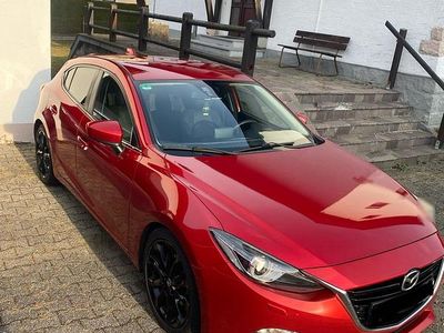 Second-hand Mazda 3 150 CP (110 kW) 2015 Roșu Hatchback