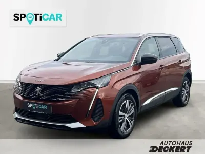 Gebraucht Peugeot 5008 Allure 136 PS (100 kW) 2024 Braun SUV