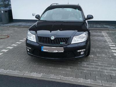 Schwarz Gebraucht 2012 Skoda Octavia RS Kombi | 5.300 € (Fairer Preis)