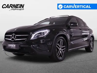 Gebraucht Mercedes GLA250 211 PS (155 kW) 2014 Kosmosschwarz SUV