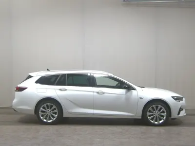 Gebraucht Opel Insignia Business Elegance 174 PS (127 kW) 2021 Weiss Kombi