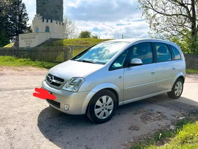Gebraucht Opel Meriva 125 PS (91 kW) 2005 Silber Van / Kleinbus