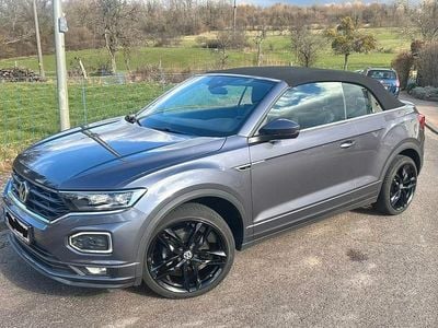 Second-hand VW T-Roc Cabriolet R-line 150 CP (110 kW) 2020 Gri Cabrio