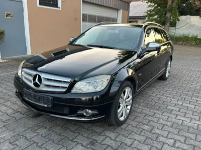 Gebraucht Mercedes C220 Avantgarde 170 PS (125 kW) 2007 Schwarz Limousine
