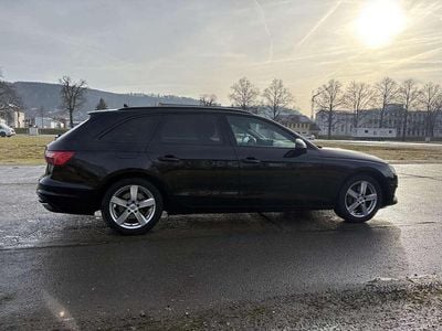 Gebraucht Audi A4 Business 204 PS (150 kW) 2022 Schwarz Kombi