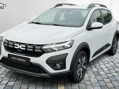 Weiß Neu 2025 Dacia Sandero Expression SUV | 17.970 €