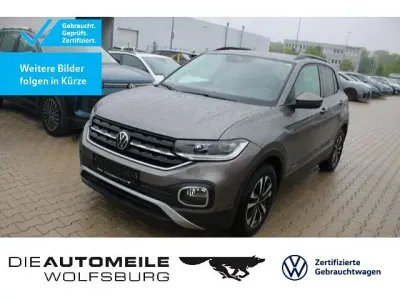 Usata VW T-Cross United 110 CV (80 kW) 2021 Verde SUV