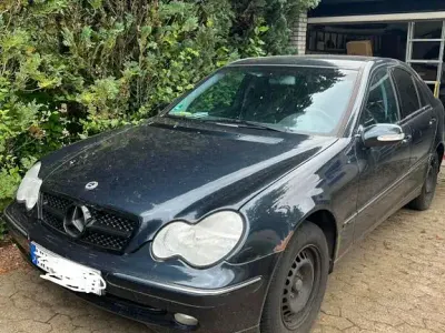 Gebraucht Mercedes C180 Classic 143 PS (105 kW) 2002 Blau Limousine