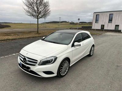 gebraucht Mercedes A180 inkl. Sportsitze Panorama-Dach etc.