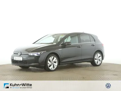 Gebraucht VW Golf VIII Style 150 PS (110 kW) 2024 Grau Limousine