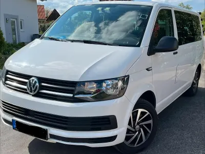 Używany VW Multivan Trendline 150 KM (110 kW) 2020 Biały Minivan