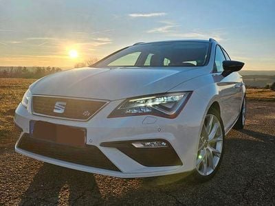 Weiß Gebraucht 2017 Seat Leon ST FR Kombi | 14.900 € (Fairer Preis)