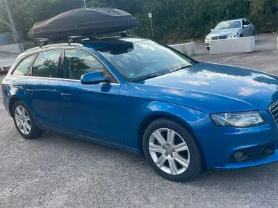 Gebraucht Audi A4 Attraction 190 PS (139 kW) 2010 Blau Kombi