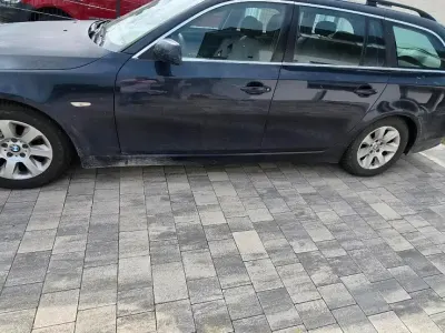 Usata BMW 520 177 CV (130 kW) 2009 Blu Station wagon