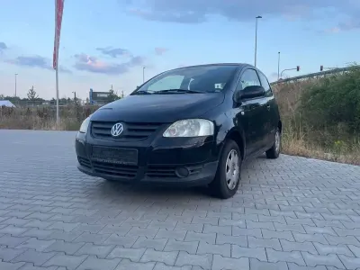 Gebraucht VW Fox 54 PS (39 kW) 2007 Schwarz Kleinwagen