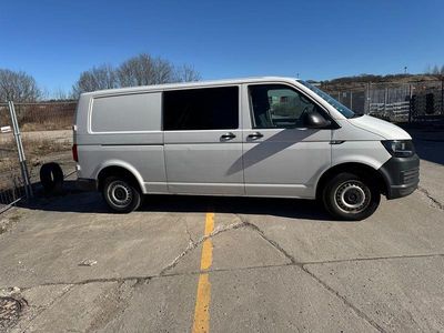 Gebraucht VW Transporter 150 PS (110 kW) 2019 Weiß Van