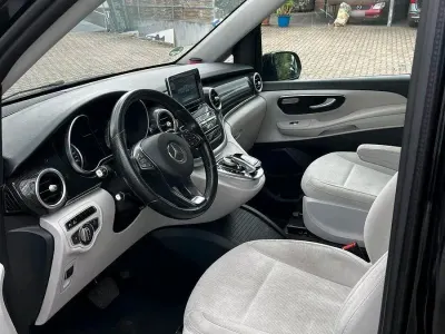 Gebraucht Mercedes V250 190 PS (139 kW) 2015 Schwarz Van / Kleinbus