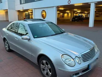 Brugt Mercedes E200 163 HK (119 kW) 2005 Sølv Sedan