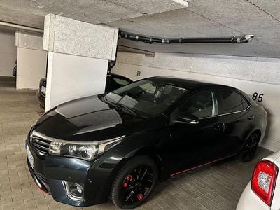Second-hand Toyota Corolla Edition 132 CP (97 kW) 2014 Negru Berlinǎ