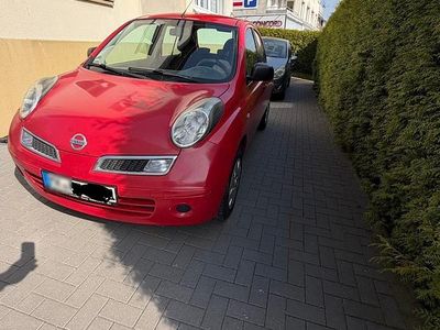 Usata Nissan Micra 65 CV (47 kW) 2010 Rosso Utilitaria