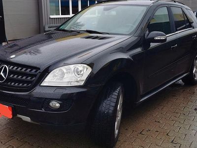 Gebraucht Mercedes ML350 272 PS (200 kW) 2006 Schwarz SUV