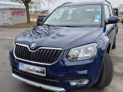 Blau Gebraucht 2014 Skoda Yeti Elegance SUV | 10.400 € (Guter Preis)