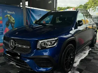 Gebraucht Mercedes GLB200 160 PS (117 kW) 2020 Blau SUV