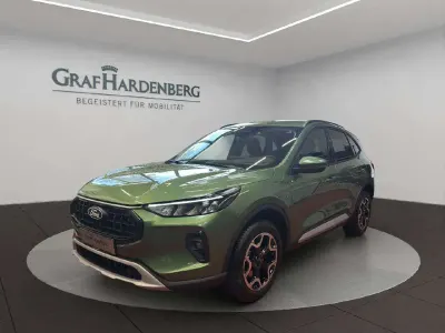 Neu Ford Kuga Active 242 PS (177 kW) 2025 Bursting green SUV