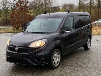 Gebraucht Fiat Doblò 95 PS (69 kW) 2022 Schwarz Van / Kleinbus