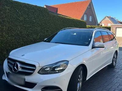 Gebraucht Mercedes E220 Avantgarde 170 PS (125 kW) 2013 Weiß Kombi