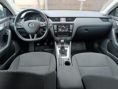 Usata Skoda Octavia 105 CV (77 kW) 2015 Grigio Station wagon