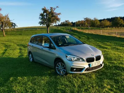 Gebraucht BMW 218 Gran Tourer 150 PS (110 kW) 2015 Silber Van / Kleinbus