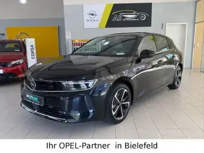 Gebraucht Opel Astra 181 PS (133 kW) 2023 Vulkan grau (metallic) Kleinwagen