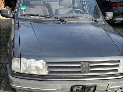 Gebraucht Peugeot 309 60 PS (44 kW) 1991 Grau Kleinwagen