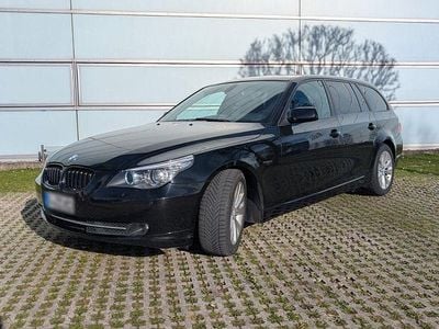 Gebraucht BMW 530 235 PS (172 kW) 2008 Schwarz Kombi