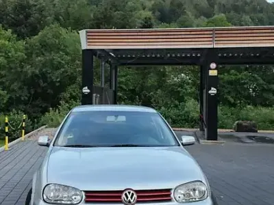 Gebraucht VW Golf IV Basis 116 PS (85 kW) 2000 Schwarz Limousine